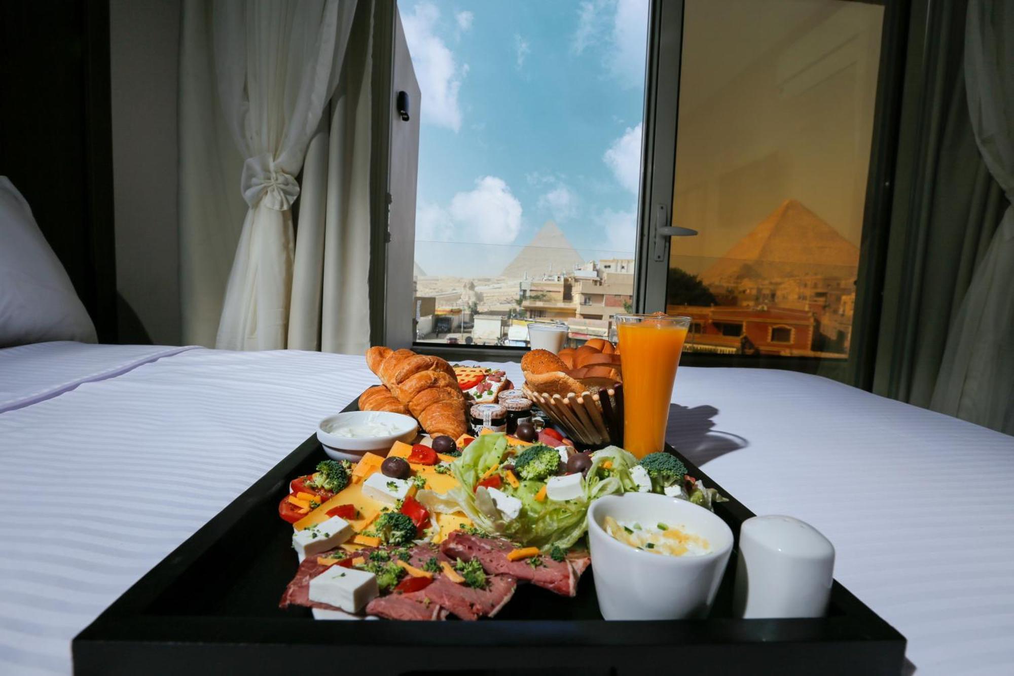 Steps In Pyramids View Hotel Kafrat al Jabal Exterior photo