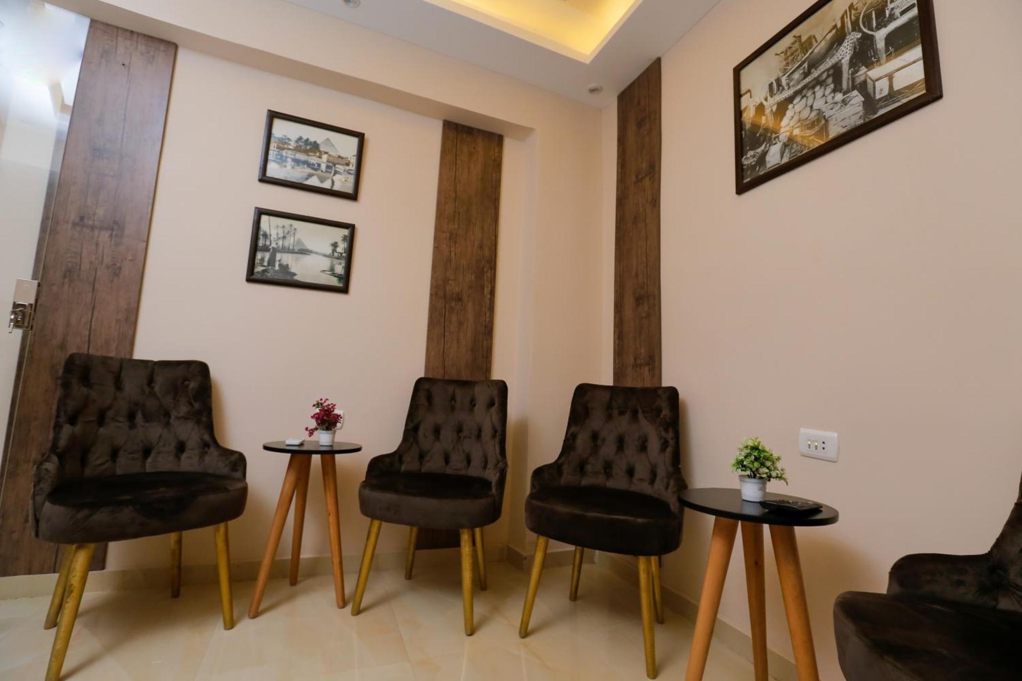 Steps In Pyramids View Hotel Kafrat al Jabal Exterior photo